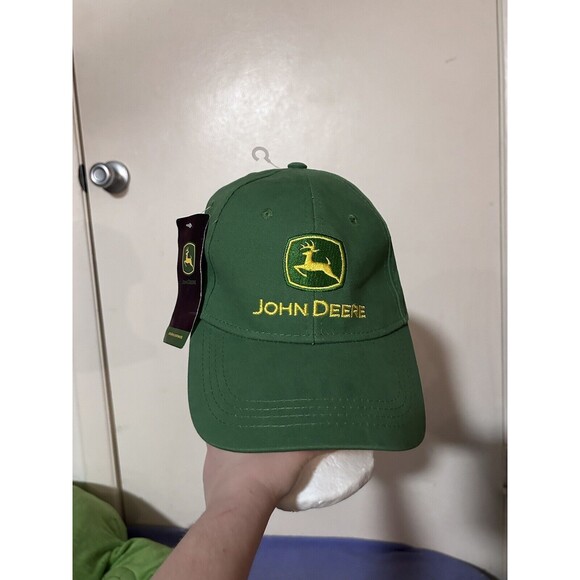 NWT John Deere Men’s Adjustable Hat ‘Nothing Runs Like A Deere’ - Picture 1 of 5